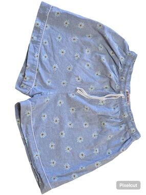 Women's 100% Cotton Light Blue Daisy Print Casual Shorts